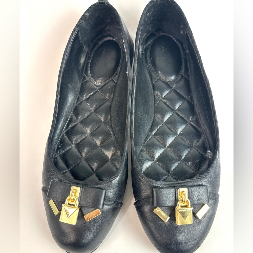 Michael Kors Alice Leather Ballet Flats Gold Tone Padlocks  Size 8